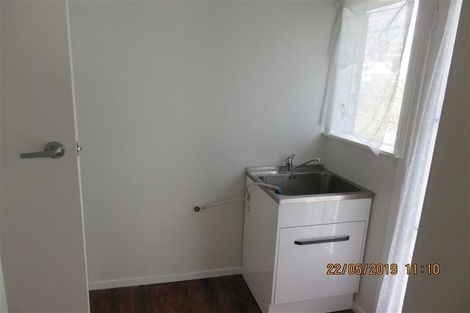 Photo of property in 22 Hepburn Road, Glendene, Auckland, 0602