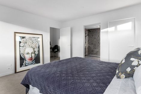 Photo of property in 992a Papamoa Beach Road, Papamoa Beach, 3118