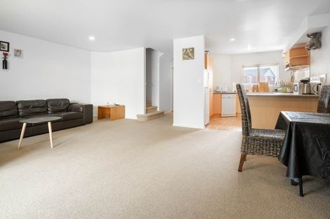 Photo of property in 3/17 Charlenne Close, Ranui, Auckland, 0612