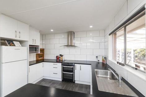 Photo of property in 21 Wild Street, Feilding, 4702