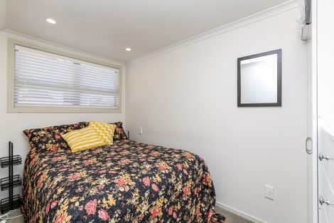 Photo of property in 90 Seventh Avenue, Urenui, 4377
