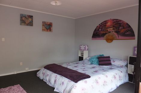 Photo of property in 570 Weymouth Road, Weymouth, Auckland, 2103