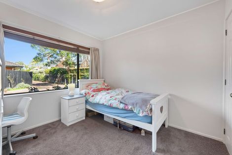 Photo of property in 21b Eastern Beach Road, Eastern Beach, Auckland, 2012