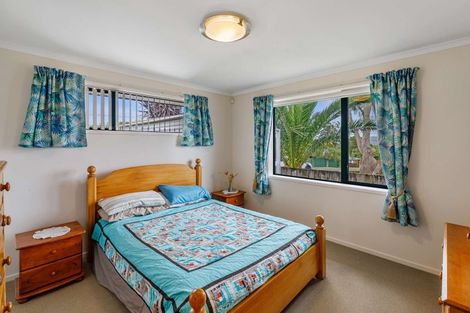 Photo of property in 96a Onerahi Road, Onerahi, Whangarei, 0110