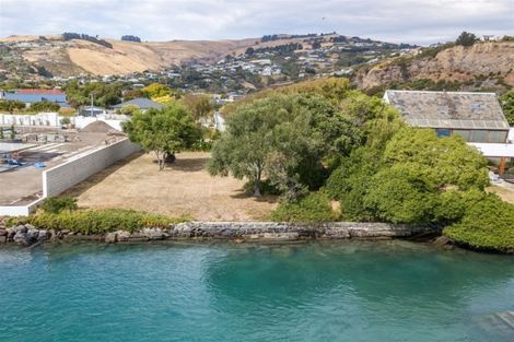 Photo of property in 96 Beachville Road, Redcliffs, Christchurch, 8081