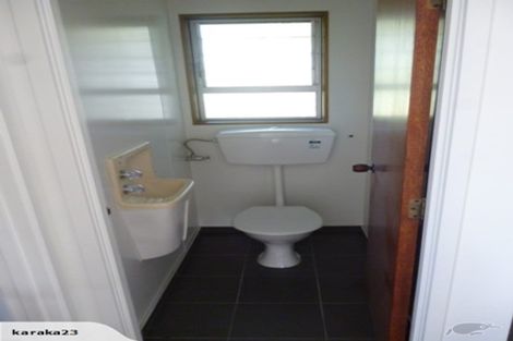 Photo of property in 3 Marama Place, One Tree Point, 0118