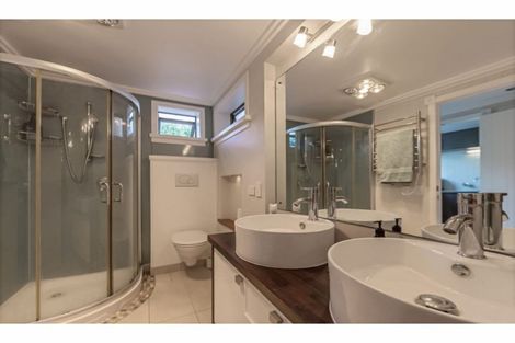 Photo of property in 10 Rishworth Avenue, Stanmore Bay, Whangaparaoa, 0932