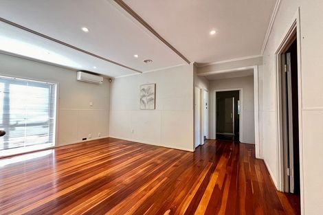 Photo of property in 73 West Coast Road, Glen Eden, Auckland, 0602