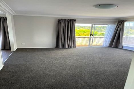 Photo of property in 104 Lantana Road, Green Bay, Auckland, 0604