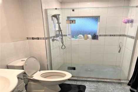 Photo of property in 41 Wai-iti Crescent, Woburn, Lower Hutt, 5010