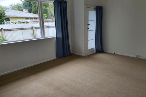 Photo of property in 1033d Fergusson Drive, Clouston Park, Upper Hutt, 5018