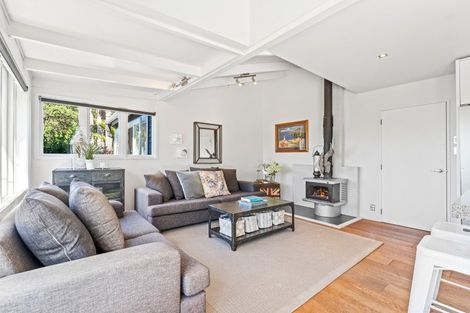 Photo of property in 465 Leigh Road, Whangateau, 0985