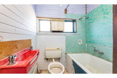 Photo of property in 393 Bower Avenue, Parklands, Christchurch, 8083