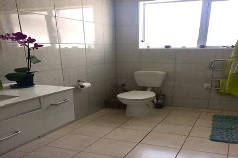 Photo of property in 33 Scott Road, Stanmore Bay, Whangaparaoa, 0932