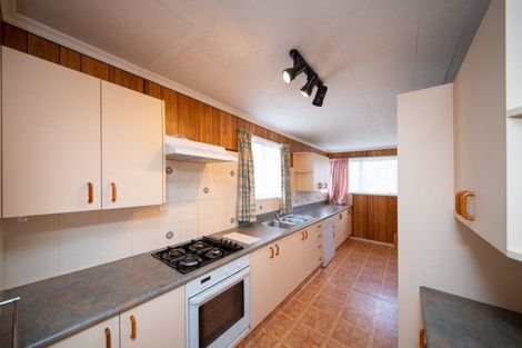 Photo of property in 71 Andrew Avenue, Roslyn, Palmerston North, 4414