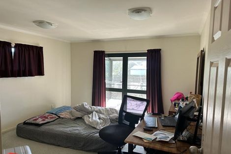 Photo of property in 14a Mexted Terrace, Tawa, Wellington, 5028