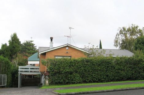 Photo of property in 50 Lexington Drive, Botany Downs, Auckland, 2010