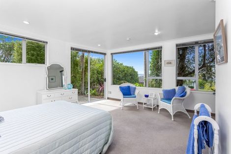 Photo of property in 88 Grovenor Drive, Orewa, 0931