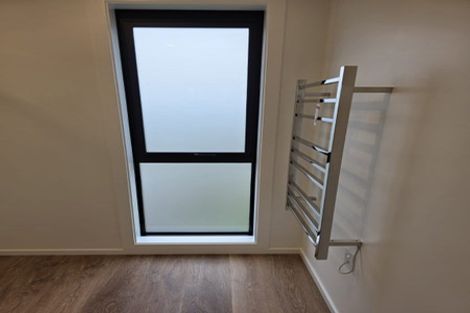 Photo of property in 3 Joseph Bolton Crescent, Wallaceville, Upper Hutt, 5018