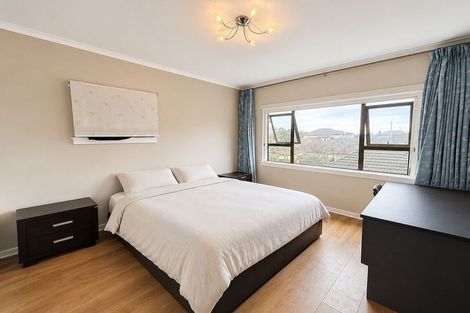 Photo of property in 67 Memorial Avenue, Ilam, Christchurch, 8053