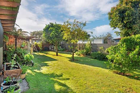 Photo of property in 5 Toru Street, Makaraka, Gisborne, 4010