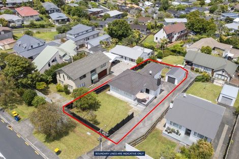 Photo of property in 1/232 East Coast Road, Forrest Hill, Auckland, 0620