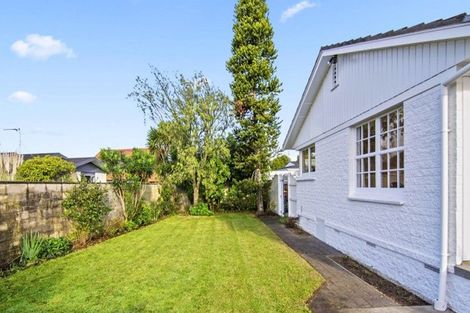 Photo of property in 16 Bernard Street, Chedworth, Hamilton, 3210