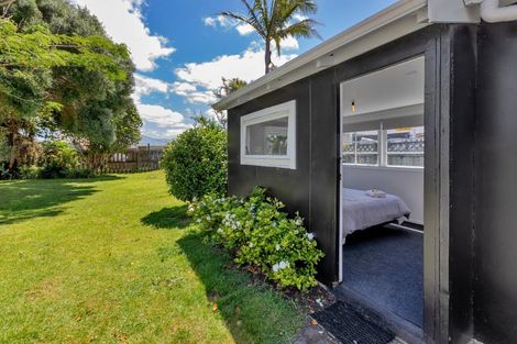 Photo of property in 205 One Tree Point Road, One Tree Point, 0118