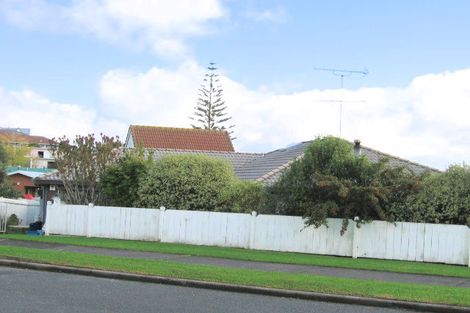 Photo of property in 1/3 Gilshennan Valley, Red Beach, 0932