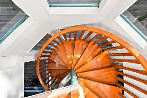 Photo of property in 1/11 Saddleback Rise, Murrays Bay, Auckland, 0630