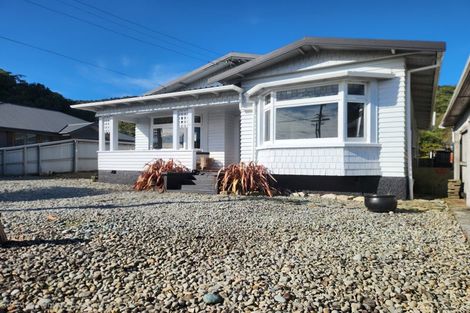 Photo of property in 97 Alexander Street, Greymouth, 7805