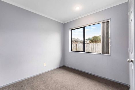 Photo of property in 100a Manuroa Road, Takanini, 2112