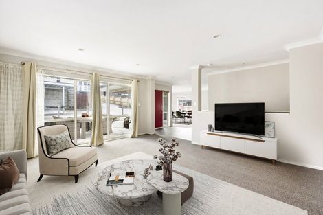 Photo of property in 9a Arthur Road, Hillpark, Auckland, 2102