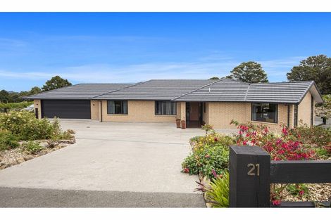 Photo of property in 21 Capstone Place, Te Kamo, Kamo, 0185