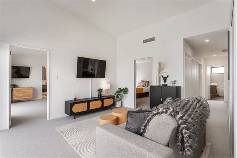 Photo of property in 2/39 Webb Street, St Albans, Christchurch, 8014