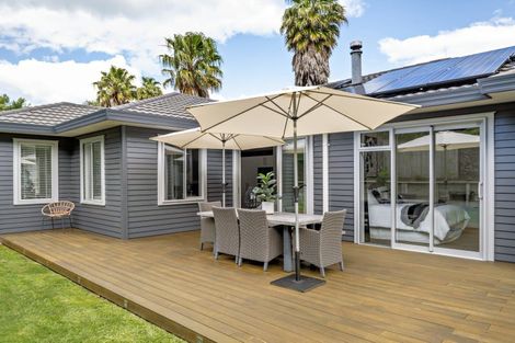 Photo of property in 1 The Fairway, Whakatane, 3120