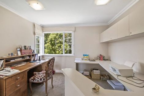 Photo of property in 104 Kitchener Road, Milford, Auckland, 0620