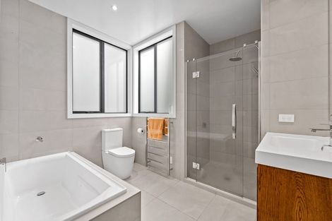 Photo of property in 11b Duncansby Road, Stanmore Bay, Whangaparaoa, 0932