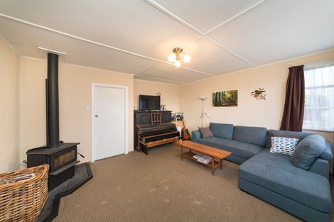 Photo of property in 1 Upham Terrace, Roslyn, Palmerston North, 4414