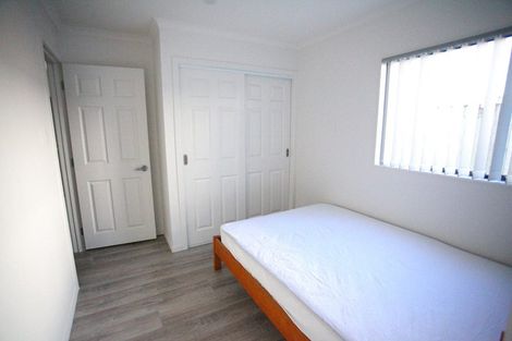 Photo of property in 1/198 Archers Road, Glenfield, Auckland, 0629