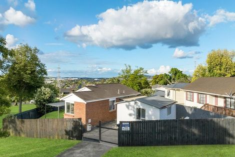 Photo of property in 21 Oreti Place, Clover Park, Auckland, 2019