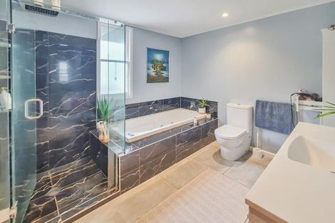 Photo of property in 13 Hornsey Road, Bluff Hill, Napier, 4110