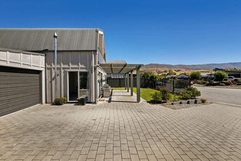 Photo of property in 9 Austral Place, Cromwell, 9310