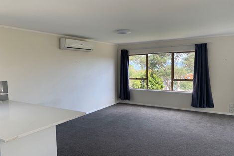 Photo of property in 7 Pluto Place, Beach Haven, Auckland, 0626