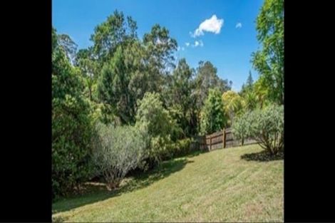 Photo of property in 8 Angeline Place, Massey, Auckland, 0614