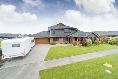 Photo of property in 14 Pegasus Place, Kelvin Grove, Palmerston North, 4414
