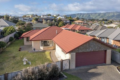 Photo of property in 29 Leanne Way, Waikanae Beach, Waikanae, 5036