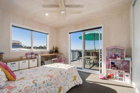 Photo of property in 12 Angus Lane, Waihi Beach, 3611