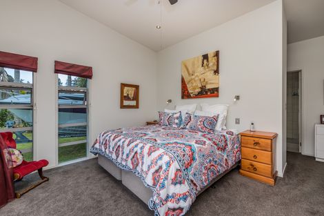 Photo of property in 1 Kotare Heights, Kerikeri, 0230