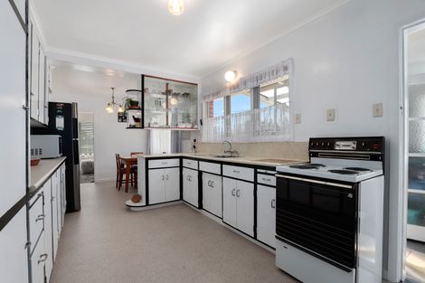 Photo of property in 11 Brick Street, Te Aroha, 3320